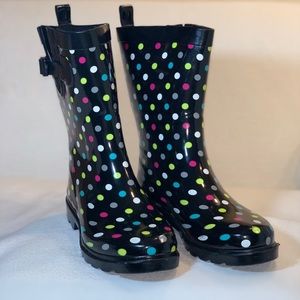 Rain Boots with POLKA-DOTS!